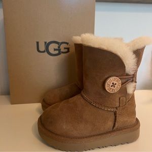 Toddler Bailey Button Chestnut UGG Boots